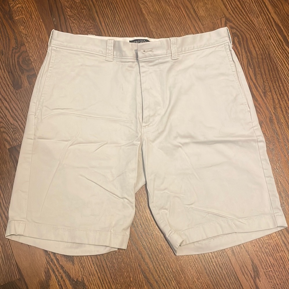 J Crew Kaki Shorts - Size 32 - Light Kaki Color